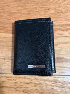 Structure Black Leather Trifold with Metal Logo
